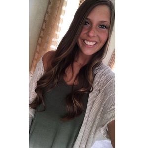 Meet your Posher, Jaclyn